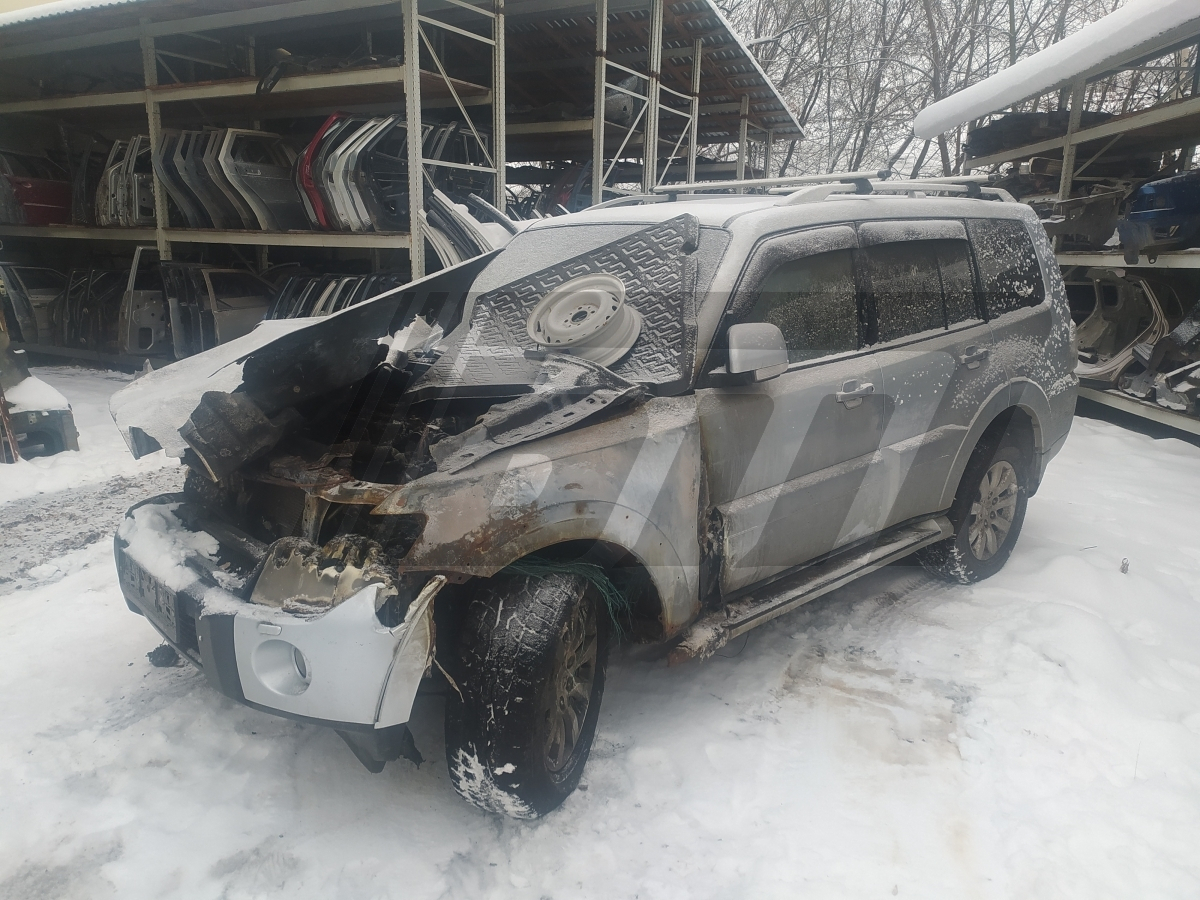 Авто Митсубиси Паджеро 4 после пожара выкуплен за 350 000 руб.